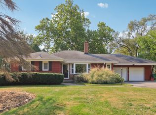 5655 Hanssen Rd, Gurnee, IL 60031