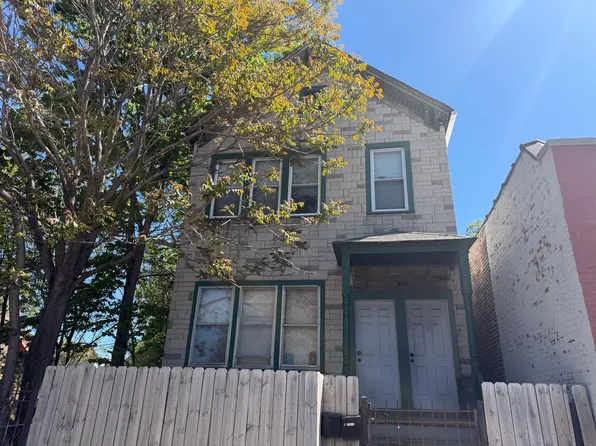 (undisclosed Address), Chicago, IL 60609