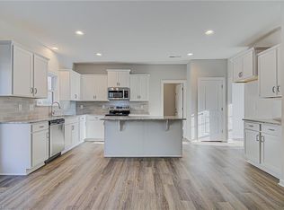 3559 Grandview Crossing Ln, Pfafftown, NC 27040