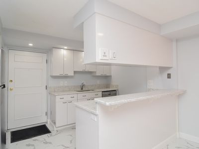 154 High St APT 301, Medford, MA, 02155