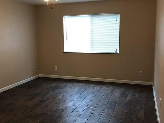 2nd image of 1959 W Shields Ave APT 101