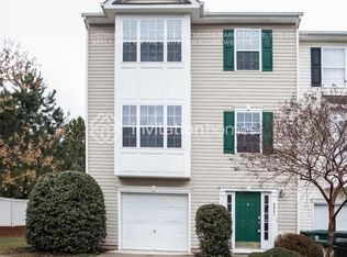 5051 Neuse Commons Ln, Raleigh, NC 27616