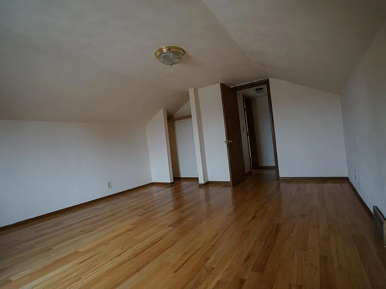 Upstairs bedroom