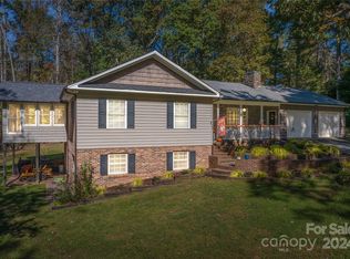 514 Sanford Gragg Rd, Hudson, NC 28638