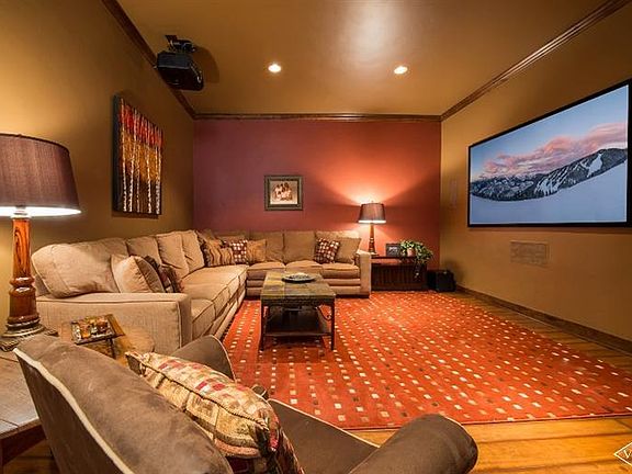 5th image of 4856 Meadow Ln