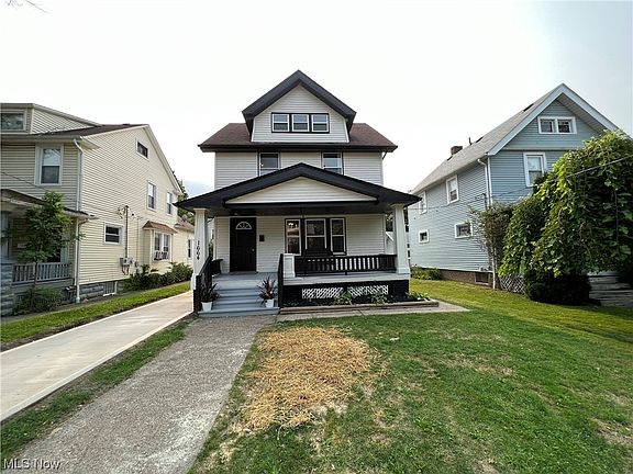 2nd image of 1664 Roosevelt Ave