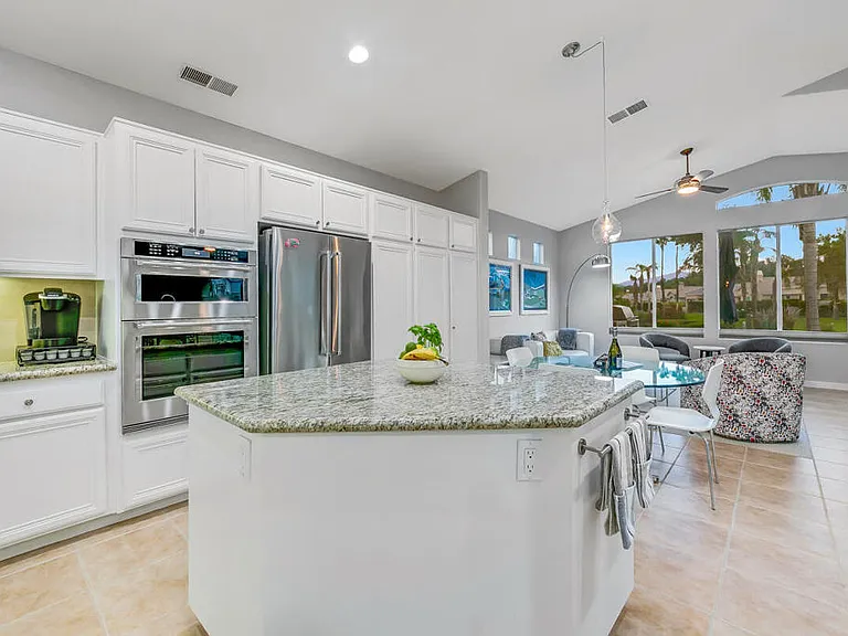 67361 N Laguna Dr — Photo 44