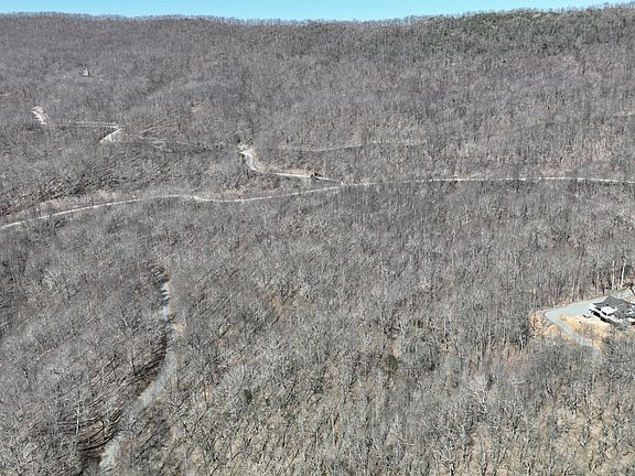4th image of Cove Creek Rd