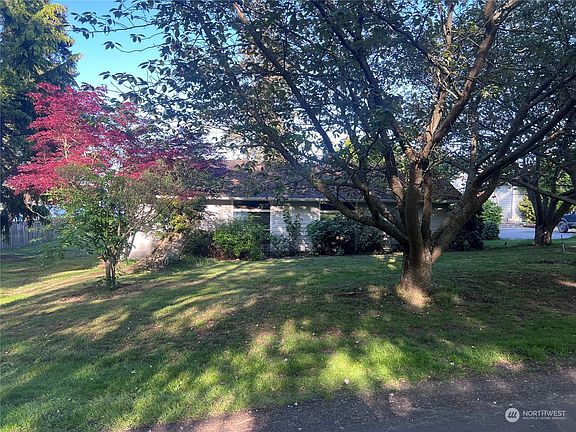 3rd image of 5 A Saratoga Drive