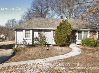 6004 Larson Ave, Kansas City, MO 64133