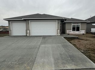 7226 W 28th Ave, Kennewick, WA 99338