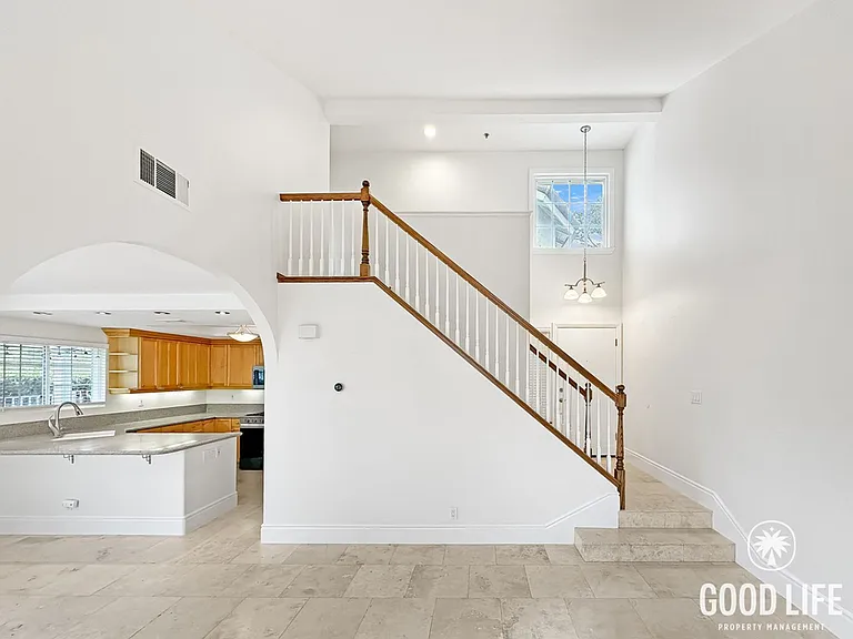 20961 Marin — Photo 11