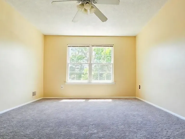 58 Mulberry Ct — Photo 7