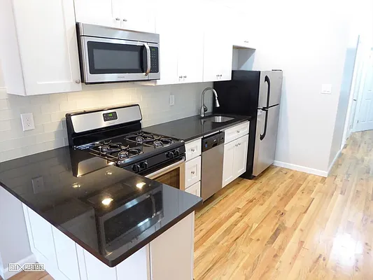 Rented by Citi Habitats | media 50