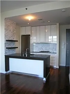 Rented by R New York | media 9