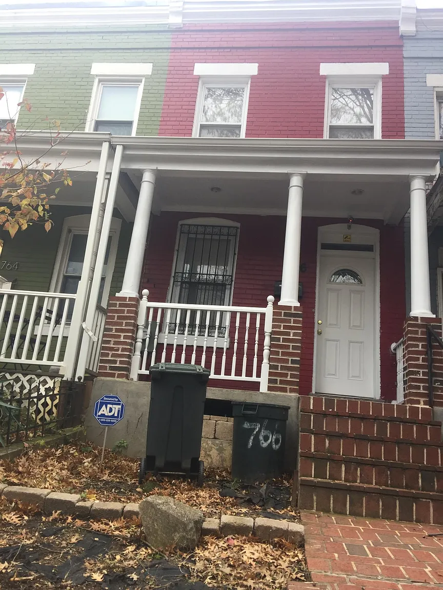 766 Irving St NW photo 1