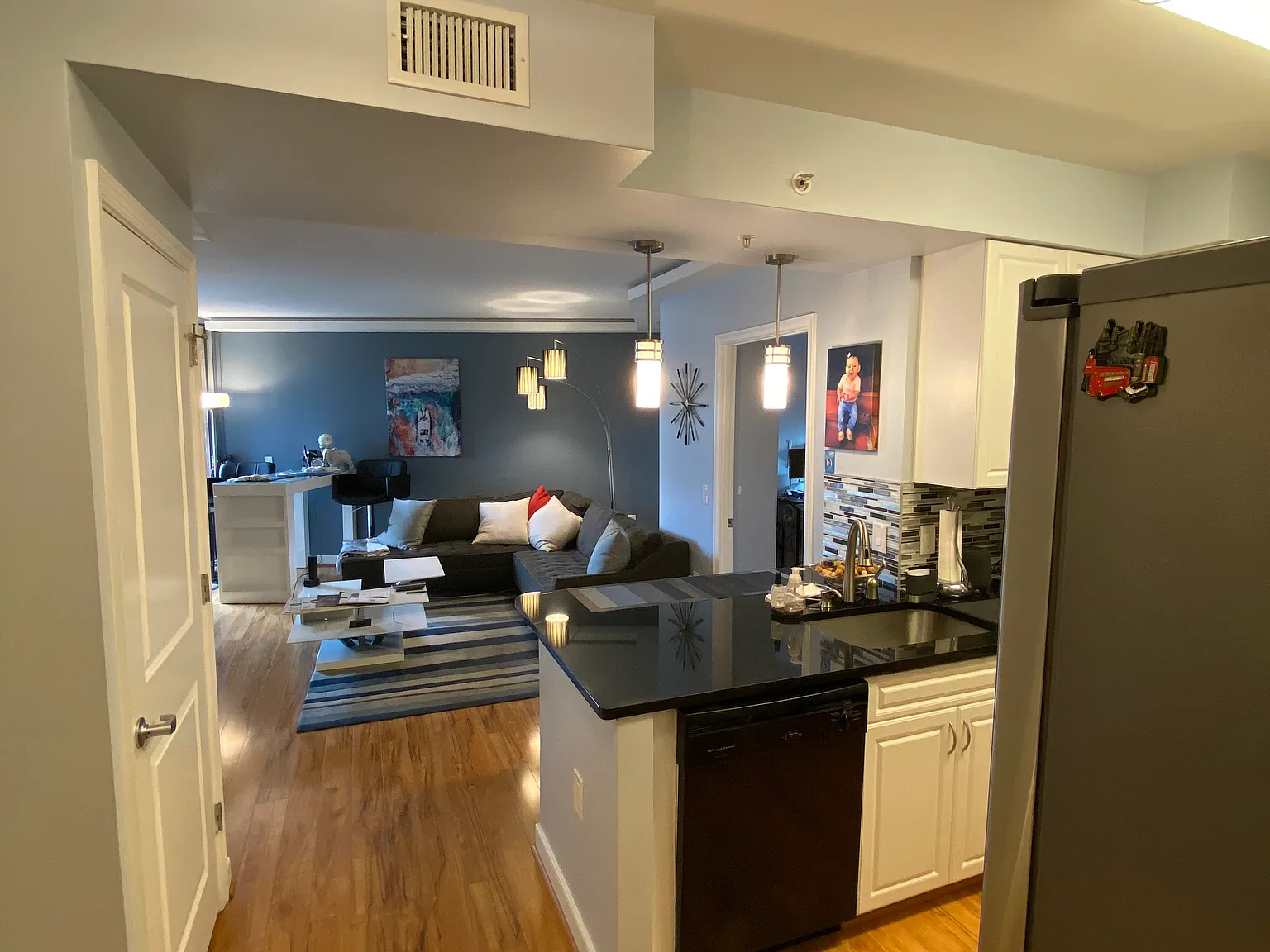 2 bed, 800 sqft, $1,500 — Photo 4