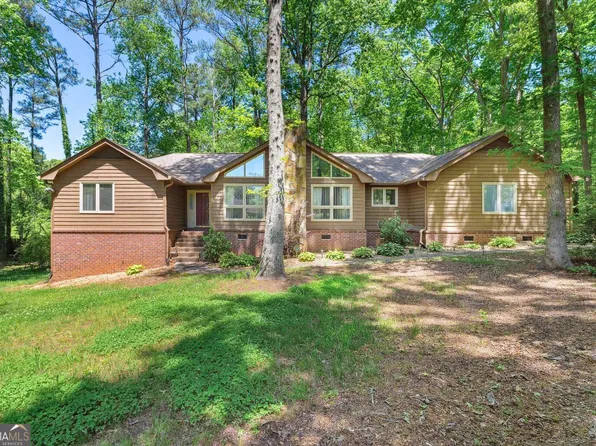 630 Knollwood Cir SE, Conyers, GA 30094