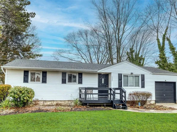 1337 Ferndale Boulevard, Central Islip, NY 11722