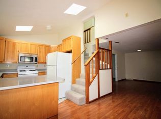 1053 3rd St APT C, Santa Rosa, CA 95404