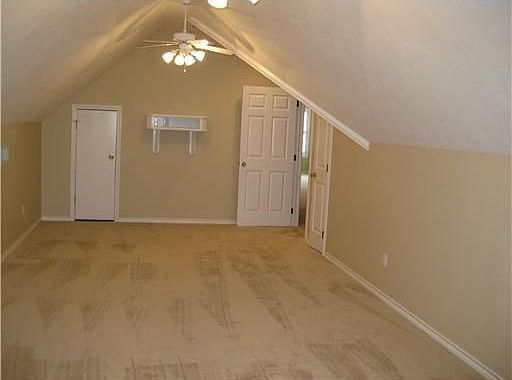 3rd image of 4030 Sweetwater Dr