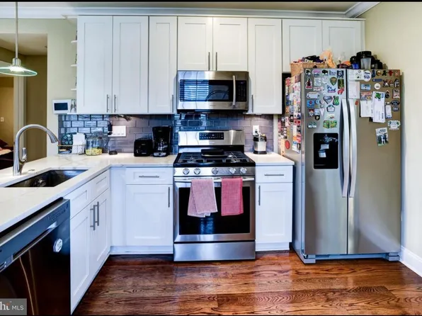 452 Newton Pl NW #1, Washington, DC 20010