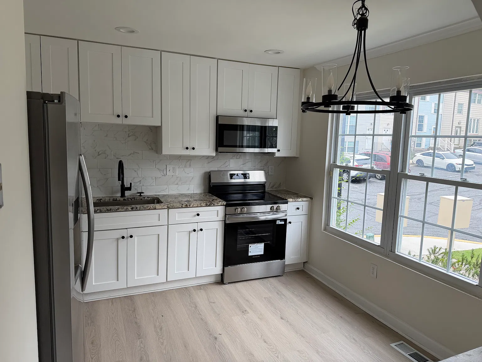 4 bed, 1485 sqft, $2,500 — Photo 2