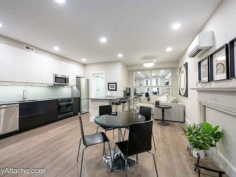 1521 Corcoran St NW #1 — Photo 7