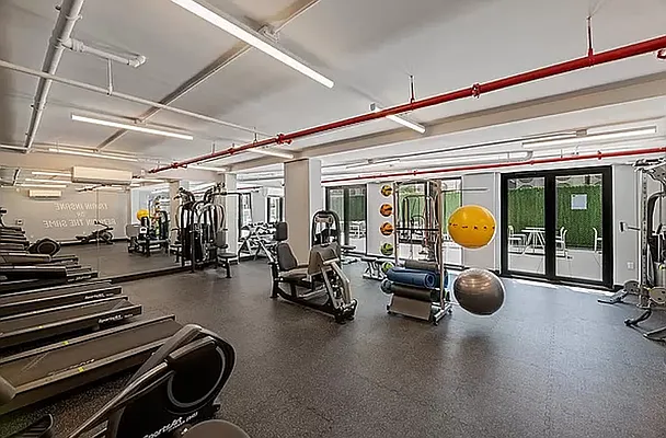 Rented by REAL New York | media 36