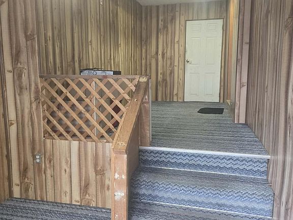 3rd image of 11285 Northland Dr