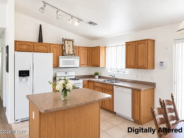 13211 E Mineta Ridge Dr, Vail, AZ 85641