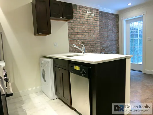 Rented by Dallien Realty Limited Liability Company | media 53