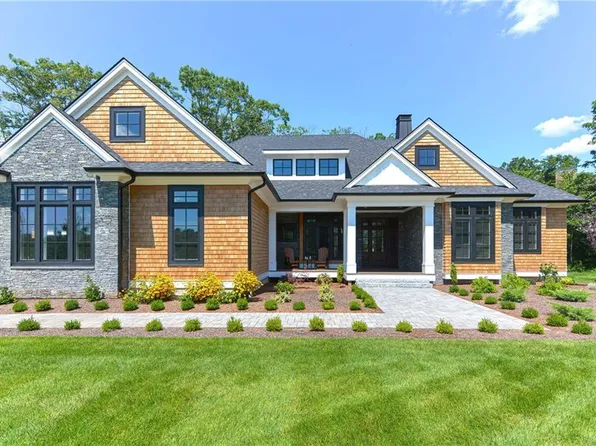 2 Wedge Way, Rehoboth, MA 02769