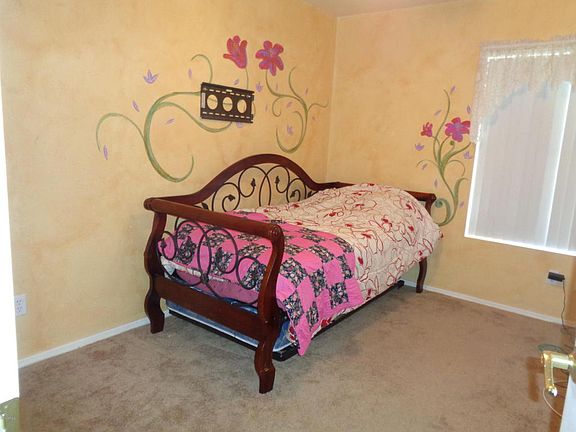5th image of 693 E Ironwood Dr