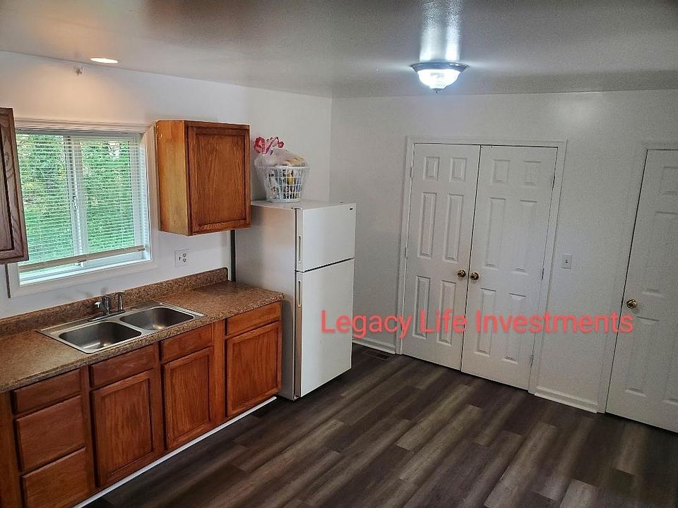 1st image of 949 Irvington Rd