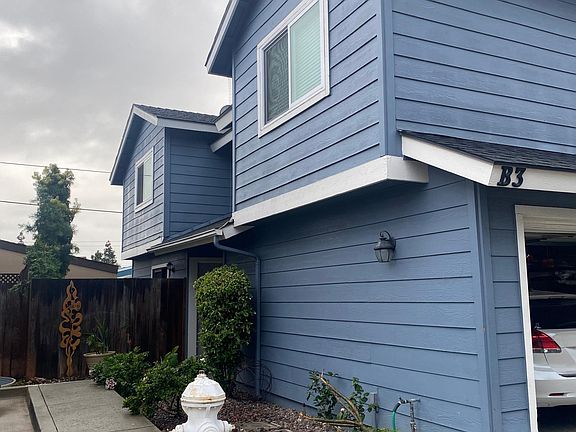 3rd image of 350 Avocado St APT B3