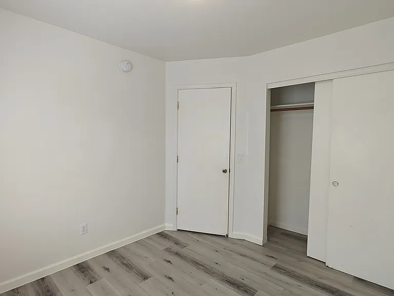 133 W Lester St — Photo 13