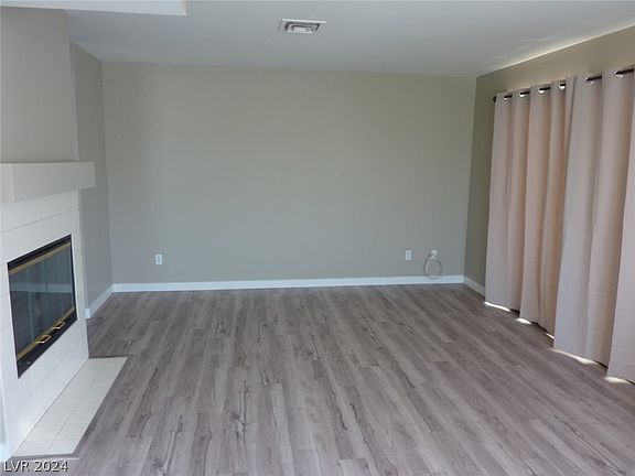 4th image of 4855 S Torrey Pines Dr Unit 205