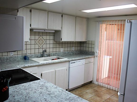4th image of 7840 E Coralbell Ave