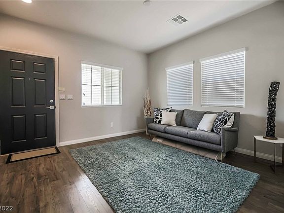 4th image of 10266 Sea Loch Ct