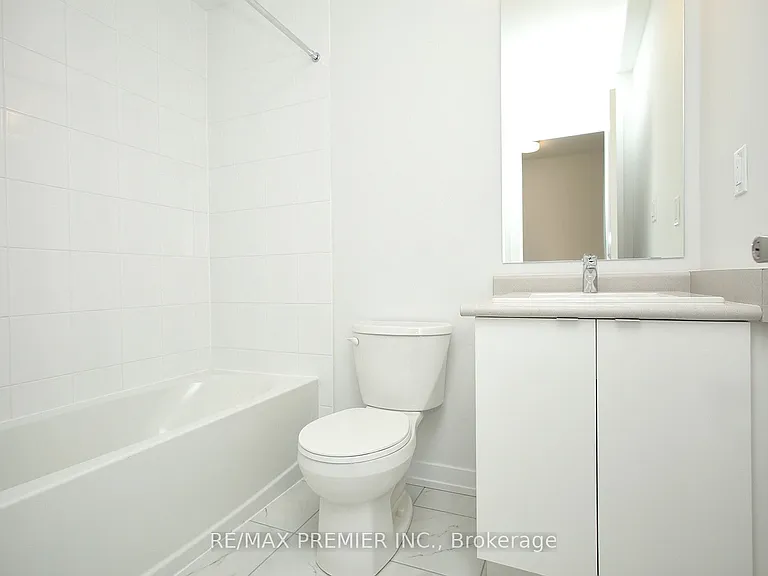 128 Brockley Dr — Photo 24