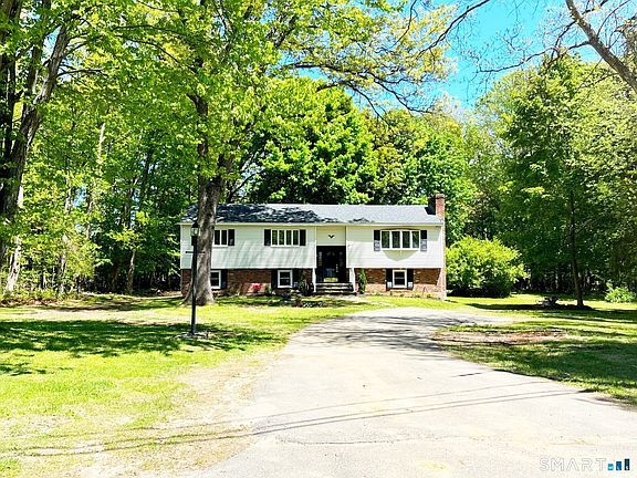 2nd image of 10 Laurel Lane