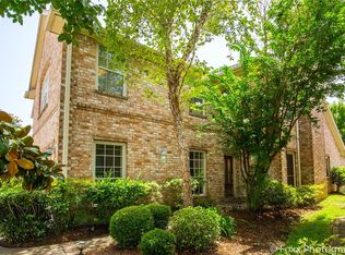 1134 Enclave Sq W, Houston, TX 77077