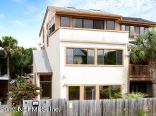 206 Margaret St, Neptune Beach, FL 32266