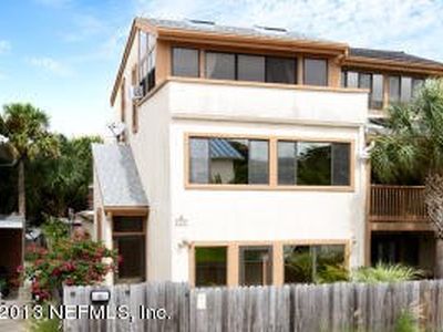 206 Margaret St, Neptune Beach, FL, 32266