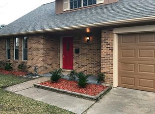 2912 Raspberry Ln, Pasadena, TX 77502