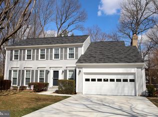 10724 Shingle Oak Ct, Burke, VA 22015