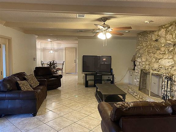 5th image of 4245 Pierre Dr