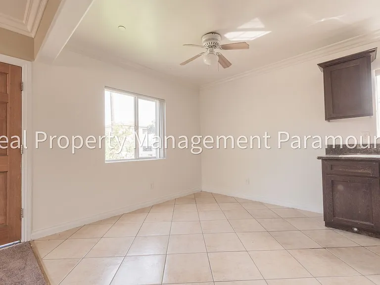 3831 S Wall St — Photo 4