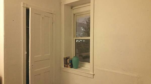 1st image of 1532 W Erie Ave